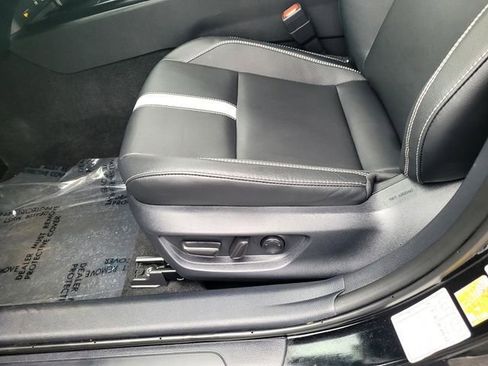 Certified 2025 Toyota Camry SE image 17