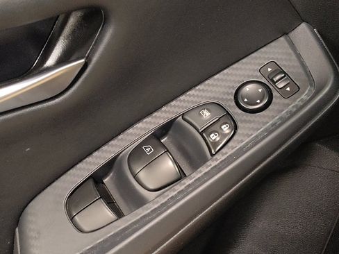 Used 2025 Nissan Sentra SV image 27