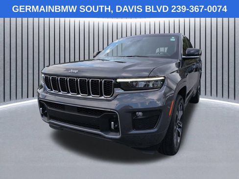 Used 2024 Jeep Grand Cherokee Overland w/ Trailer Tow Package AWD/4WD image 9