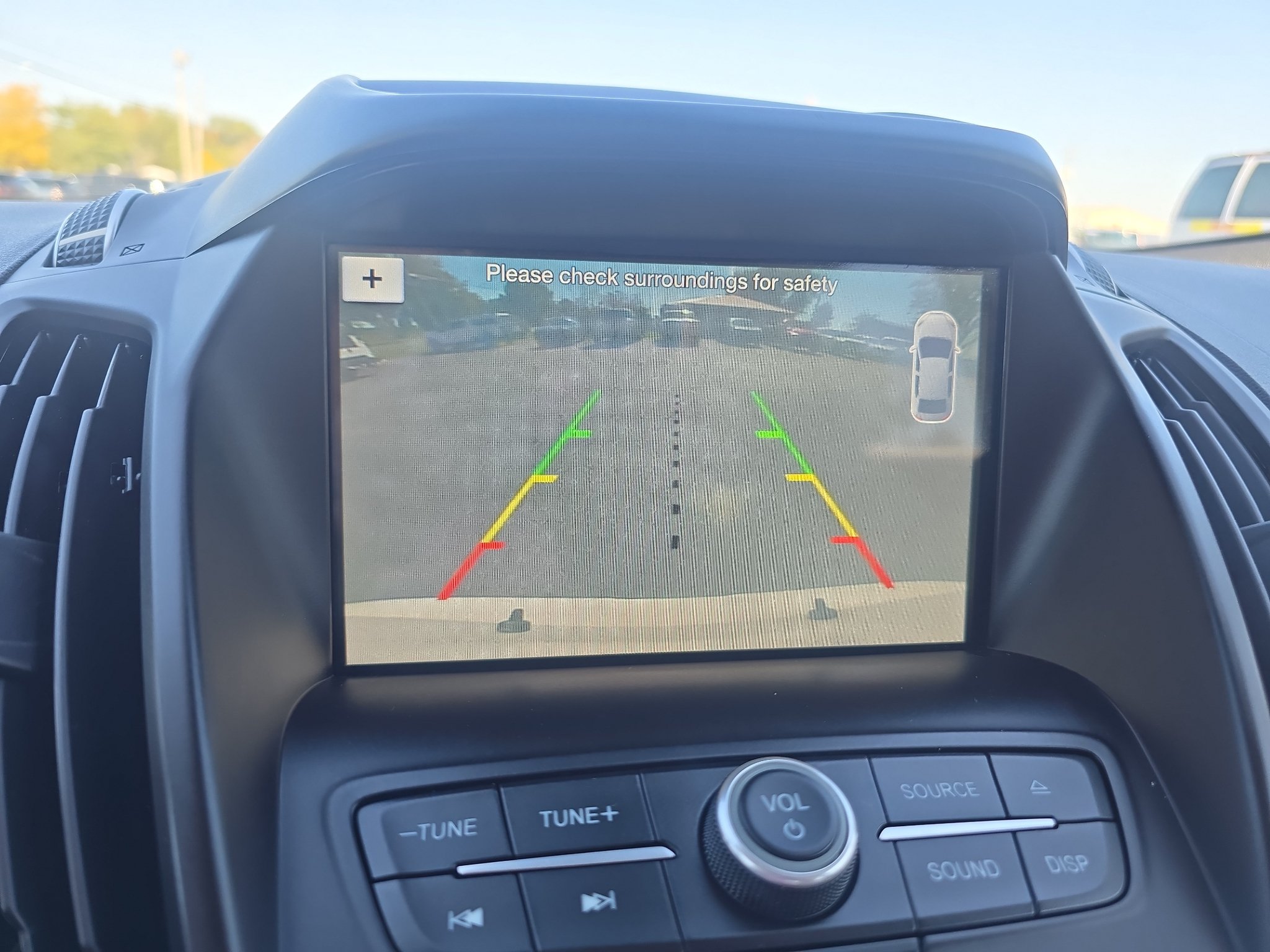 Used 2018 Ford Escape SE w/ Ford Safe & Smart Package FWD image 24