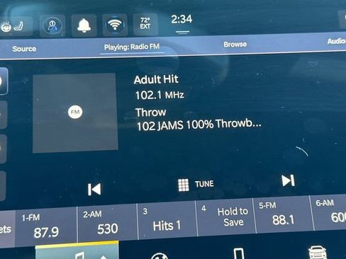 New 2026 Jeep Compass Latitude image 18