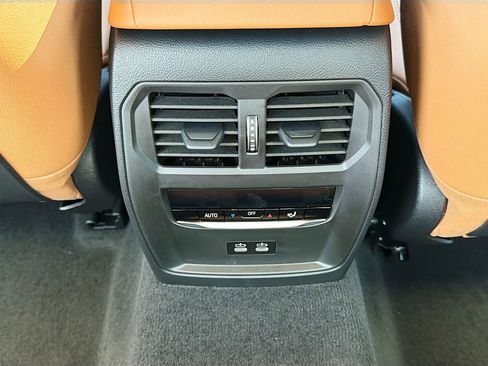 New 2026 BMW 330i Sedan w/ Parking Assistance Package image 19