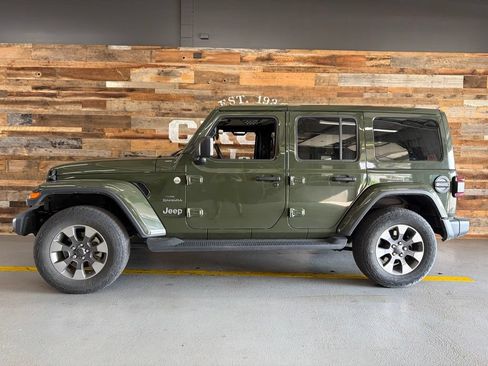 Used 2020 Jeep Wrangler Unlimited Sahara AWD/4WD image 10