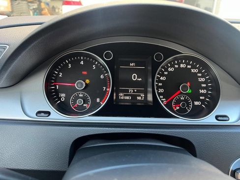 Used 2012 Volkswagen CC Sport FWD image 13