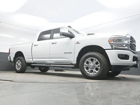 Used 2024 RAM 2500 Laramie AWD/4WD image 17