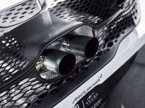 Used 2024 McLaren 750S image 13