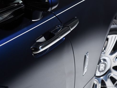 Used 2016 Rolls-Royce Dawn image 21