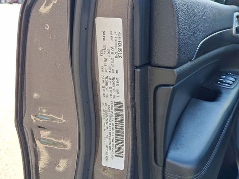 Used 2020 Jeep Grand Cherokee Altitude AWD/4WD image 18