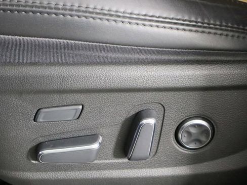 Used 2023 Hyundai Santa Fe Calligraphy image 25