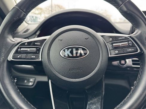 Used 2021 Kia Seltos EX image 16