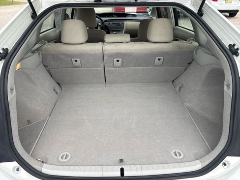Used 2010 Toyota Prius Five FWD image 19