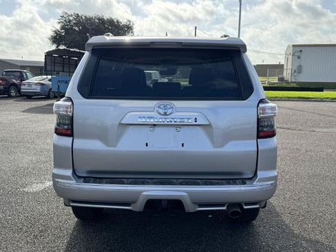Used 2024 Toyota 4Runner TRD Sport AWD/4WD image 4
