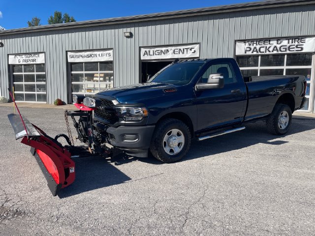 Used 2023 RAM 2500 Tradesman AWD/4WD image 3