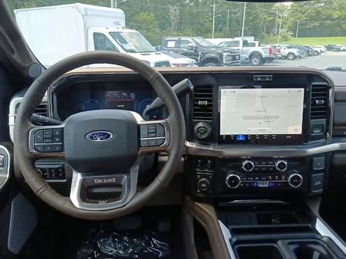 New 2026 Ford F250 King Ranch w/ Chrome Package AWD/4WD image 27
