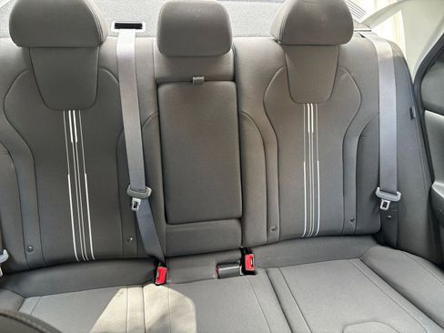 Used 2025 Hyundai Elantra SEL image 34