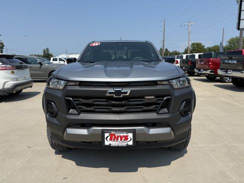 Used 2026 Chevrolet Colorado Trail Boss AWD/4WD image 31
