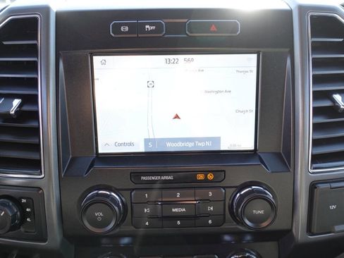 Used 2022 Ford F350 XLT w/ XLT Value Package image 42