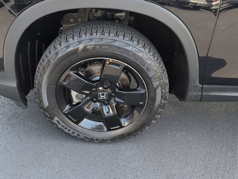 Used 2025 Honda Ridgeline Black Edition image 57