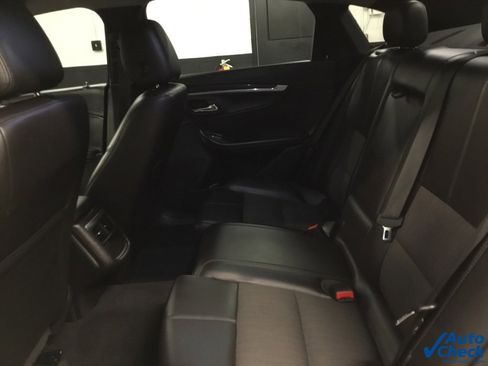 Used 2016 Chevrolet Impala LT w/ Convenience Package image 29