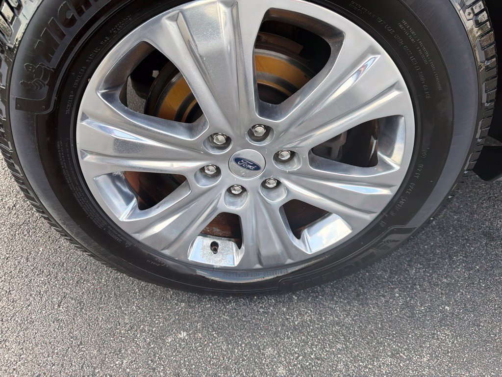 Used 2016 Ford Expedition Platinum AWD/4WD image 9