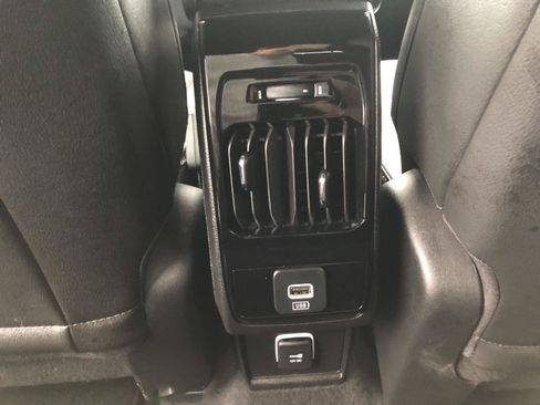Used 2023 Jeep Compass Limited AWD/4WD image 14