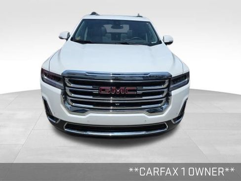 Used 2023 GMC Acadia SLT w/ Technology Package FWD image 2