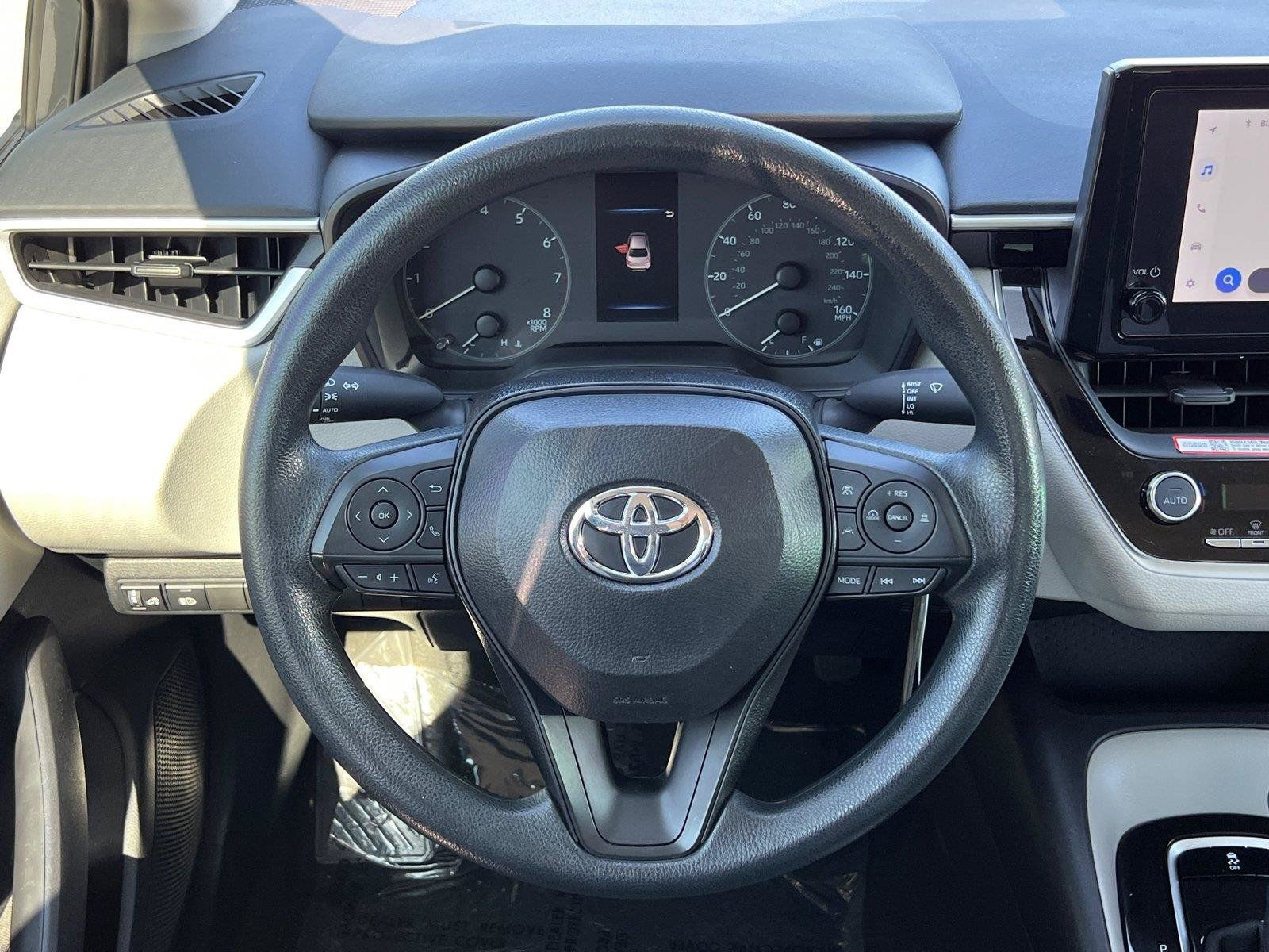 Used 2025 Toyota Corolla LE FWD image 23