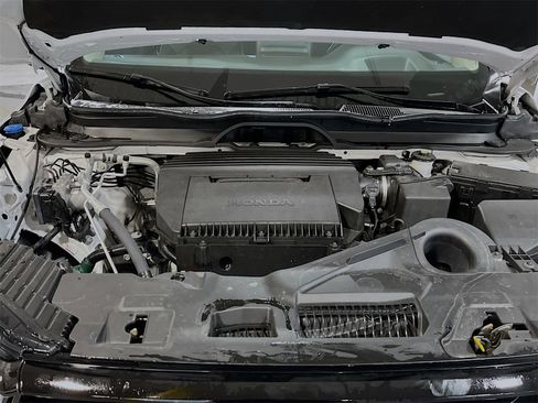 Used 2024 Honda Pilot Elite image 33