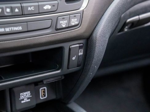 Certified 2023 Honda Passport TrailSport image 26