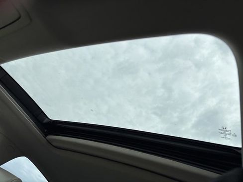 Used 2018 Honda Accord EX-L image 4