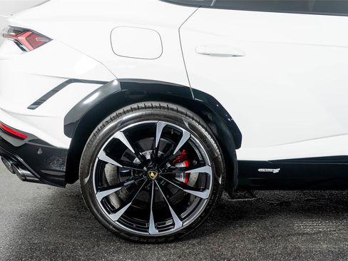 Used 2023 Lamborghini Urus S AWD/4WD image 8
