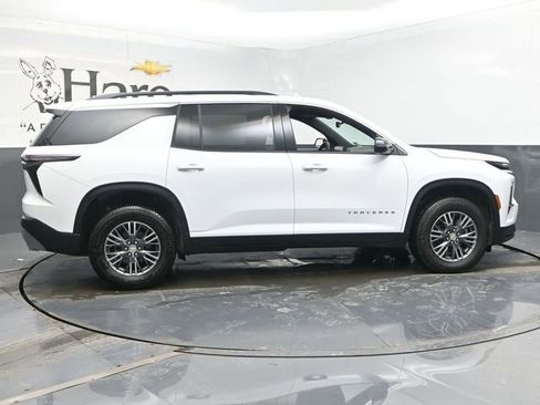 New 2026 Chevrolet Traverse LT w/ Driver Confidence Package image 16