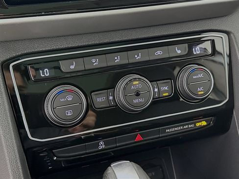 Certified 2023 Volkswagen Atlas SE AWD/4WD image 26