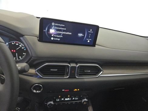 New 2025 MAZDA CX-5 Signature image 18