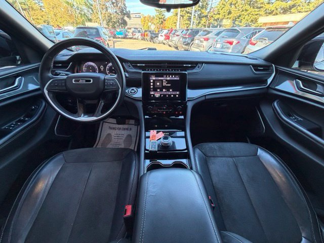Used 2021 Jeep Grand Cherokee L Laredo AWD/4WD image 13