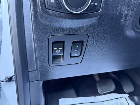 Used 2018 Ford F150 Lariat image 13