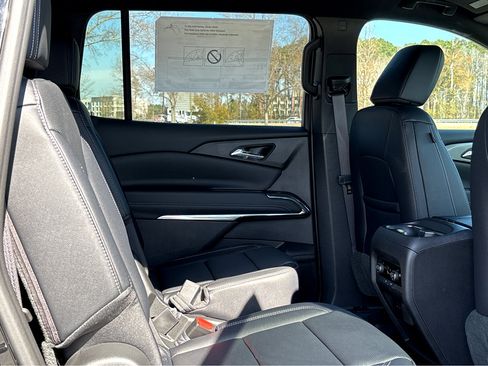 New 2026 Chevrolet Traverse LT w/ Driver Confidence Package image 10