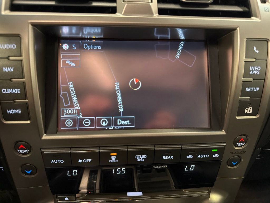Used 2015 Lexus GX 460 w/ Comfort Package AWD/4WD image 27