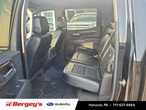Used 2023 Chevrolet Silverado 1500 RST w/ Convenience Package II AWD/4WD image 9