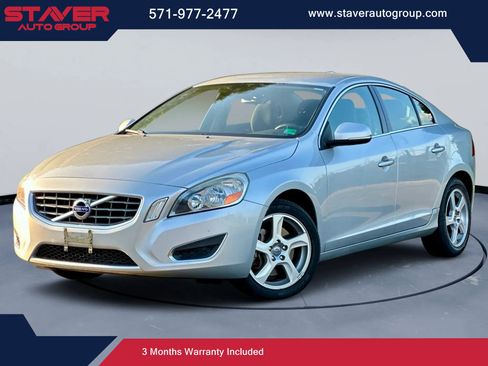 Used 2012 Volvo S60 T5 FWD image 1