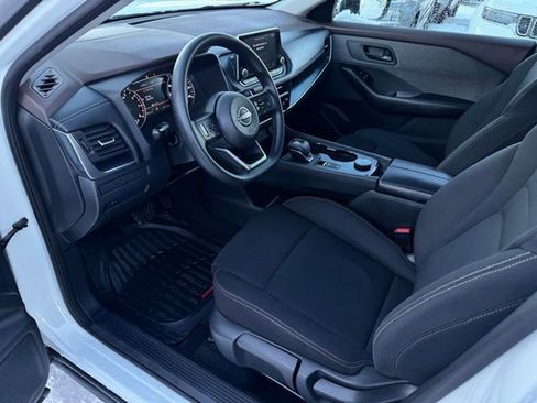 Used 2023 Nissan Rogue S image 14