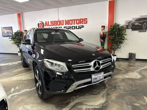 Used 2019 Mercedes-Benz GLC 350e 4MATIC image 1