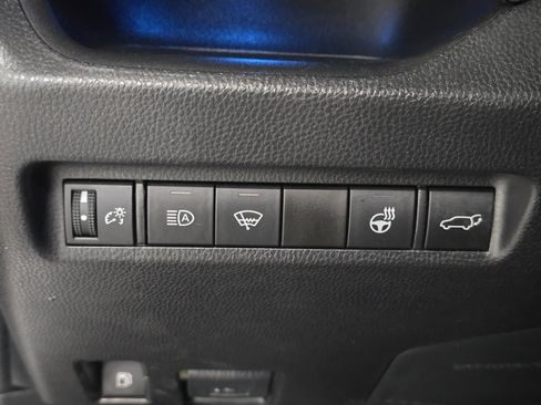 Certified 2022 Toyota RAV4 XSE w/ XSE Grade Weather Package image 9