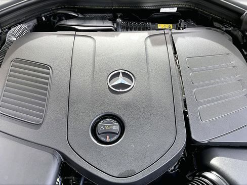 New 2026 Mercedes-Benz GLC 300 image 18