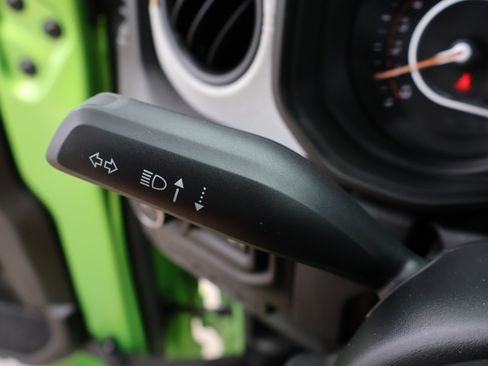Used 2025 Jeep Wrangler Unlimited Sport AWD/4WD image 38