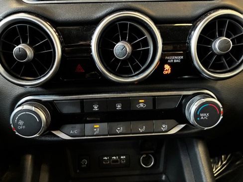 Used 2024 Nissan Sentra SV image 23