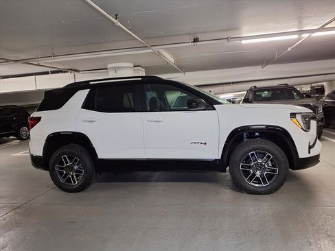 New 2026 GMC Terrain AT4 image 4