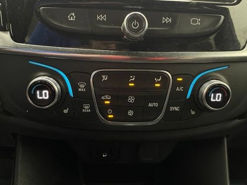 Certified 2023 Chevrolet Traverse LT AWD/4WD image 6