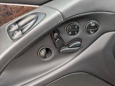 Used 2007 Mercedes-Benz SL 55 AMG image 13