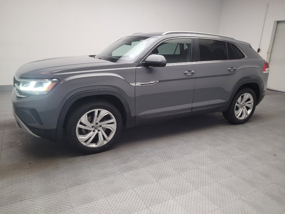 Used 2020 Volkswagen Atlas Cross Sport SEL AWD/4WD image 2